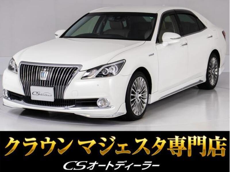 CROWN MAJESTA-0