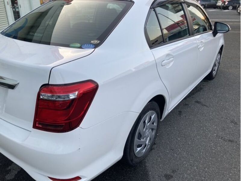 COROLLA AXIO