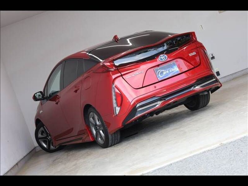 PRIUS PHV