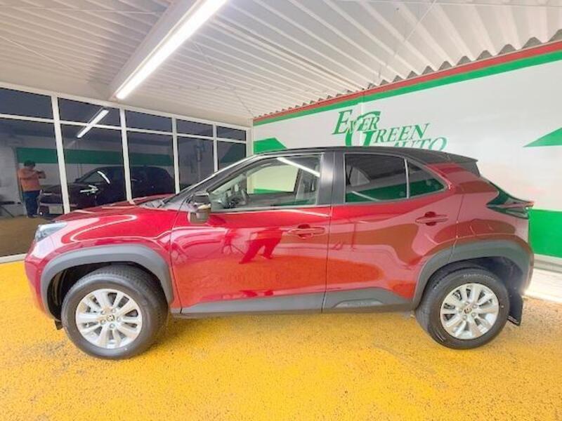 YARIS CROSS