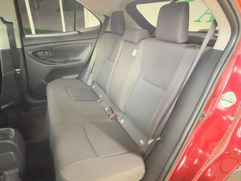 YARIS CROSS