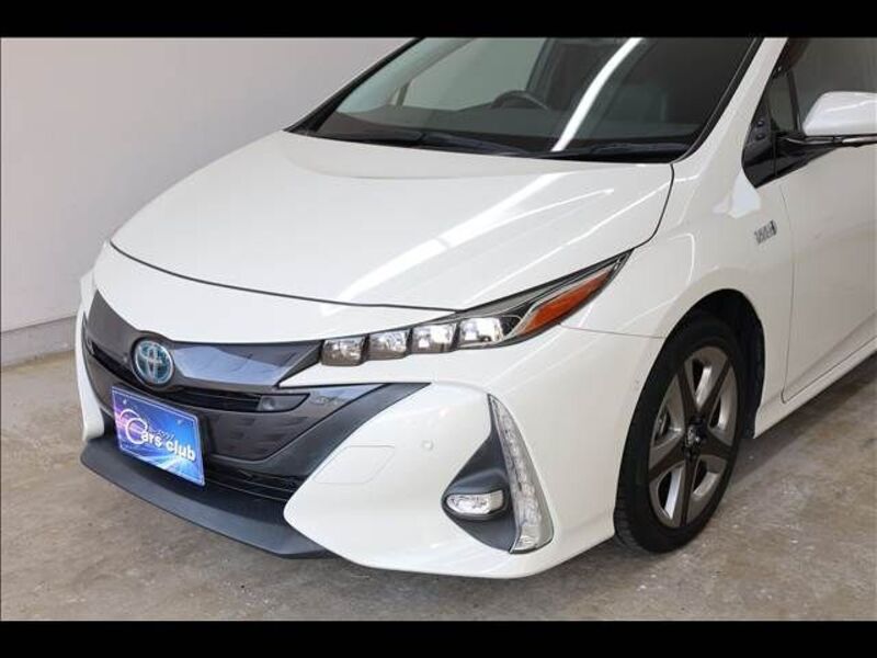 PRIUS PHV