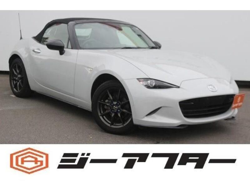 ROADSTER-0
