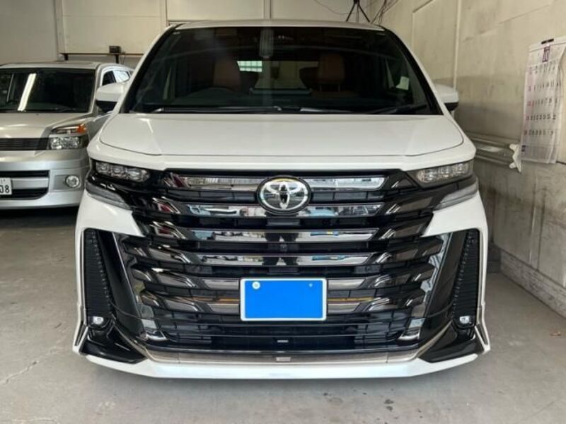 VELLFIRE-0