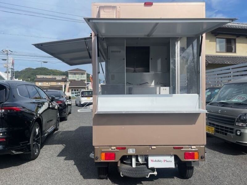 CARRY TRUCK