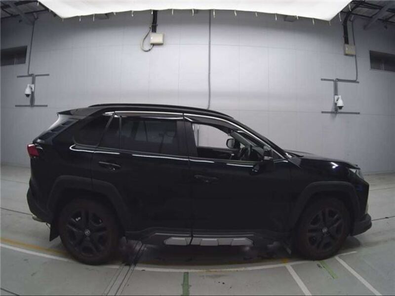 RAV4