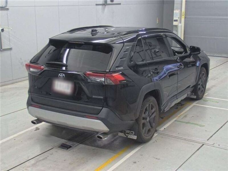 RAV4