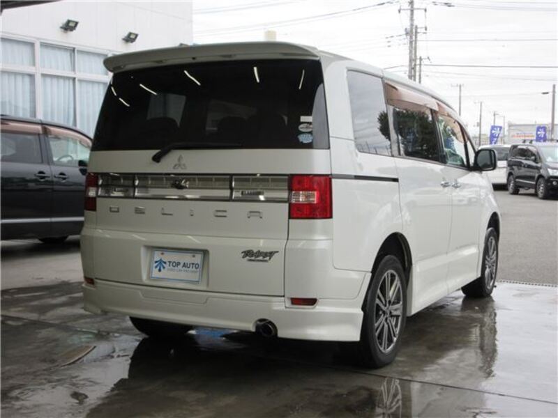 DELICA D5