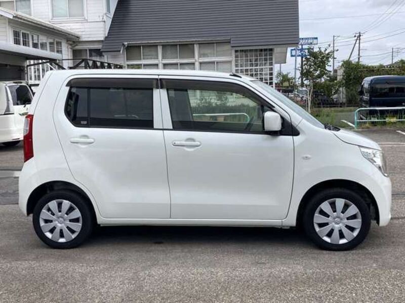 WAGON R