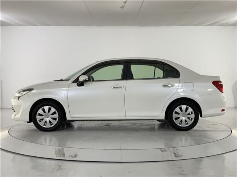 COROLLA AXIO