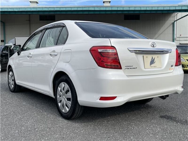 COROLLA AXIO