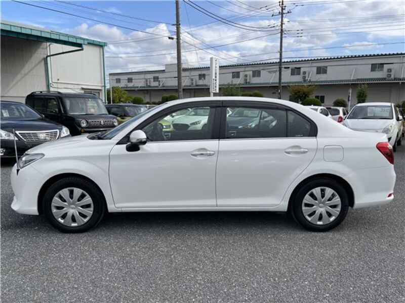 COROLLA AXIO