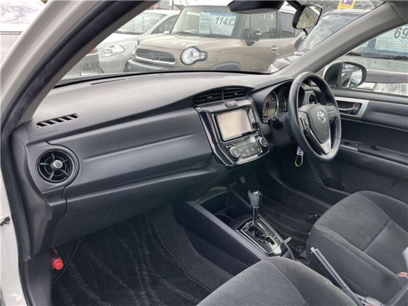 COROLLA AXIO
