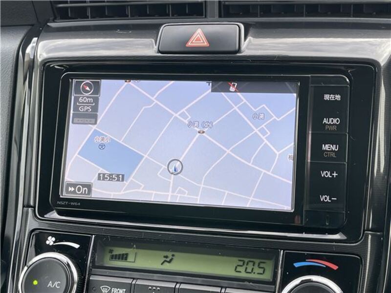 COROLLA AXIO