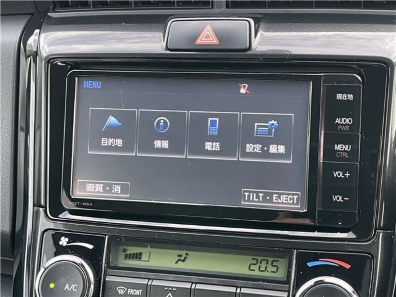 COROLLA AXIO
