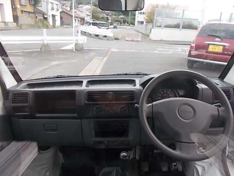 CLIPPER TRUCK