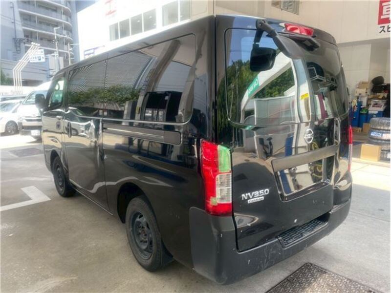 NV350 CARAVAN