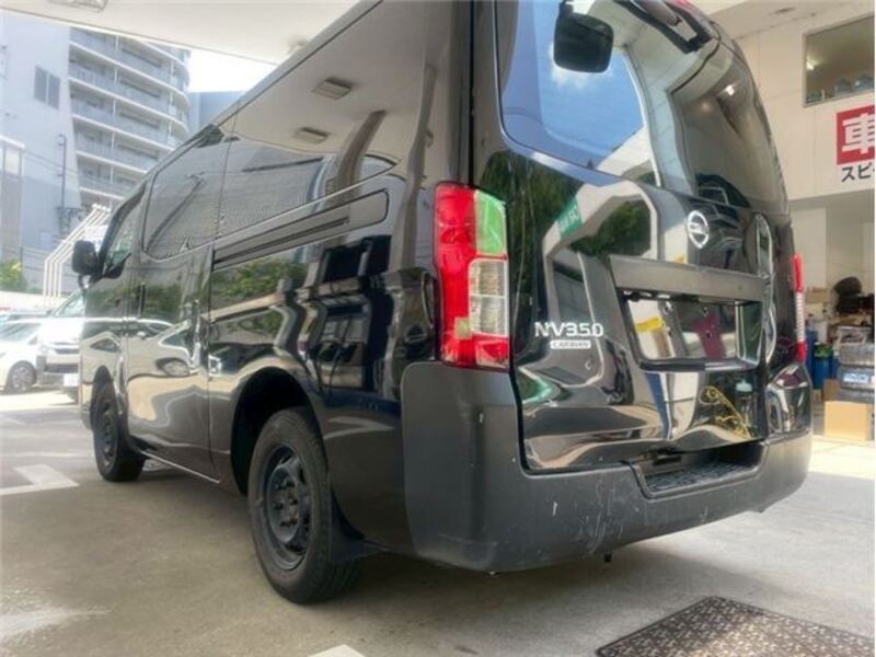 NV350 CARAVAN