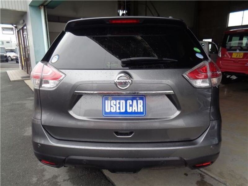 X-TRAIL