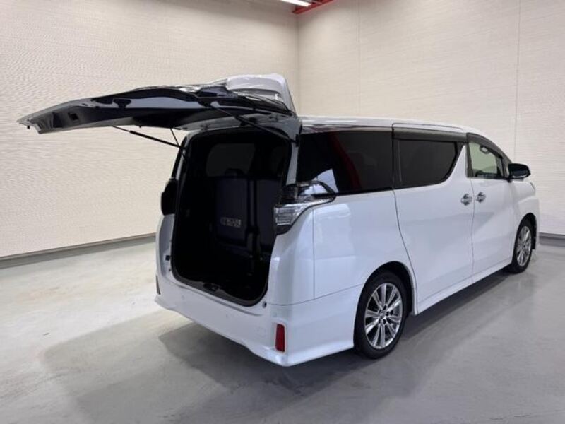 VELLFIRE