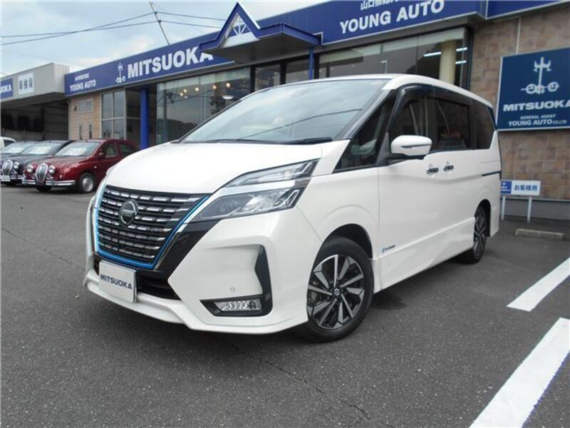NISSAN SERENA