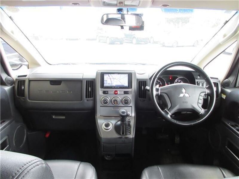 DELICA D5