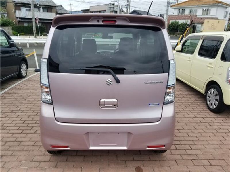 WAGON R