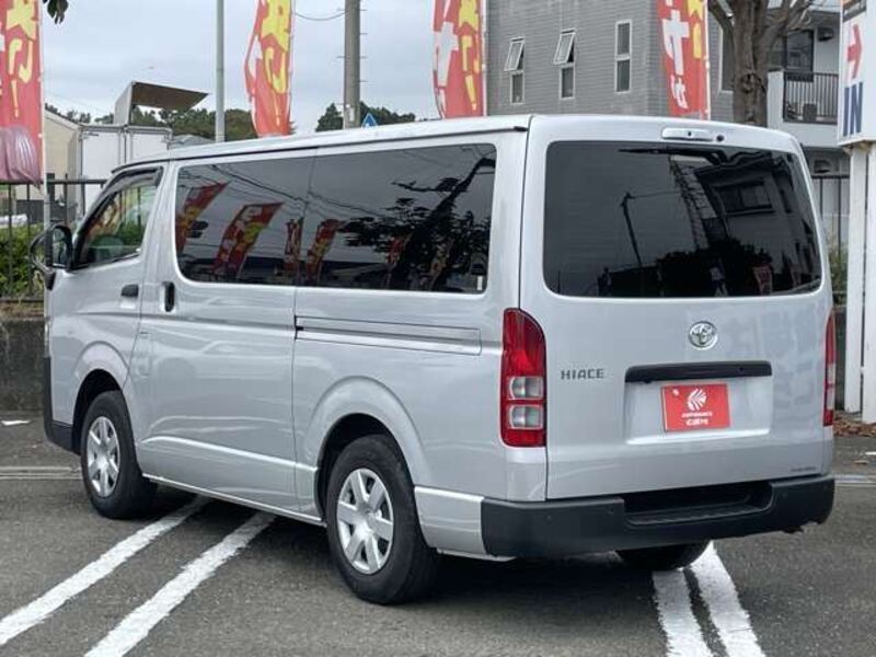 HIACE VAN