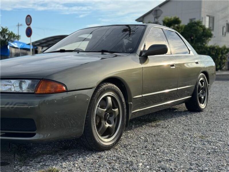 SKYLINE