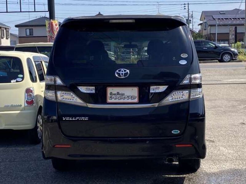 VELLFIRE