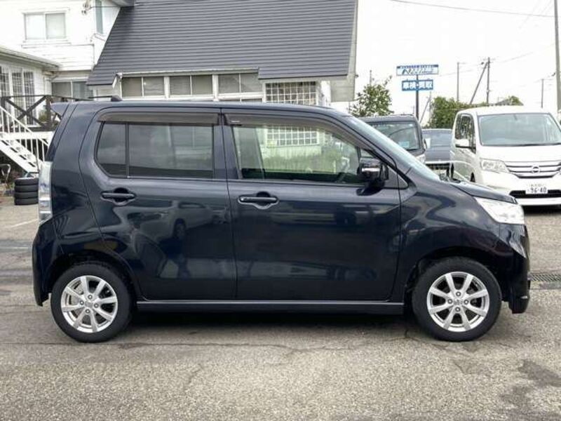 WAGON R