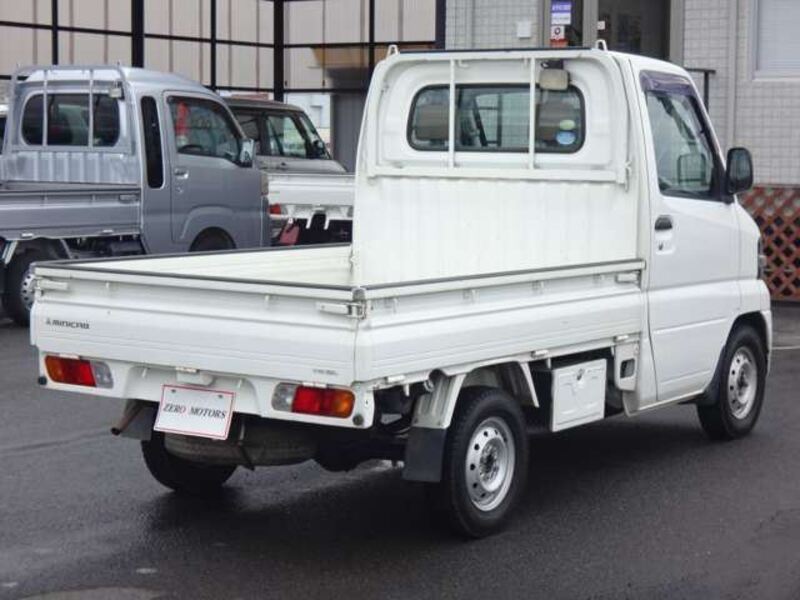 MINICAB TRUCK