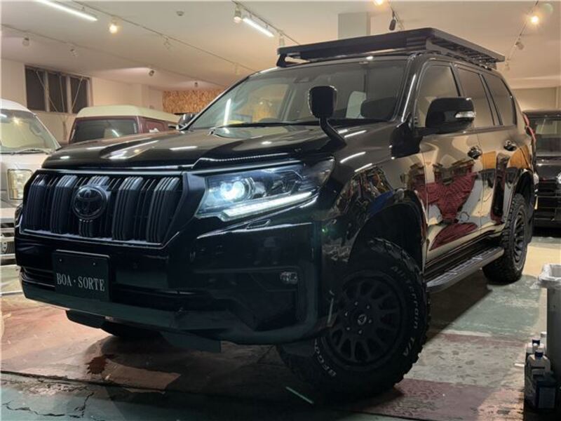 TOYOTA LAND CRUISER PRADO