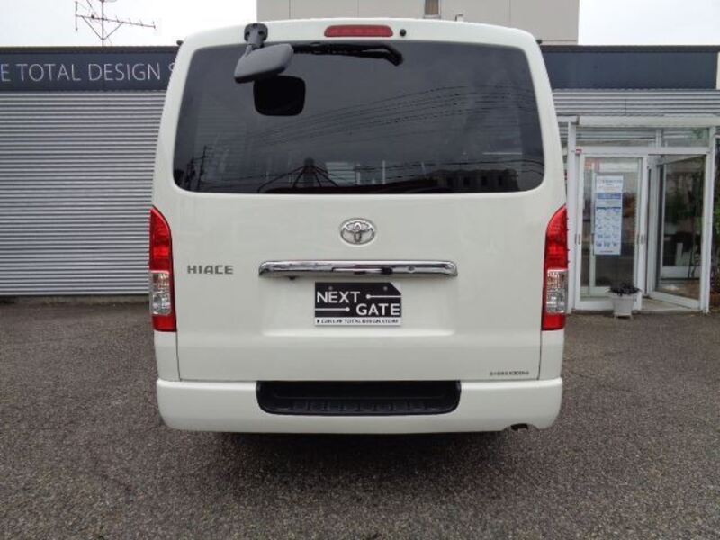HIACE VAN
