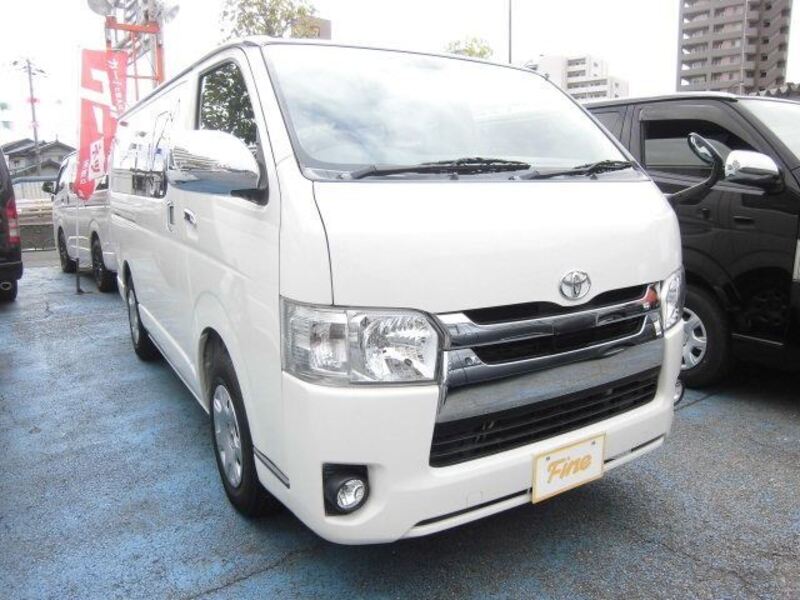 HIACE VAN