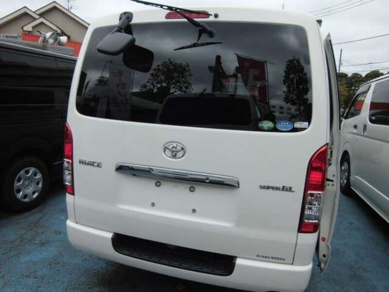 HIACE VAN