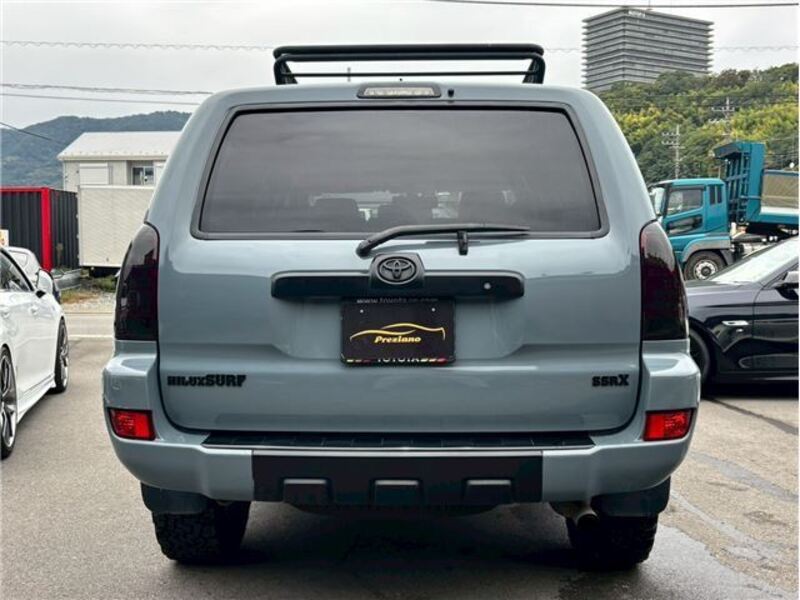 HILUX SURF