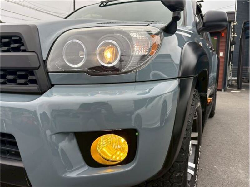 HILUX SURF