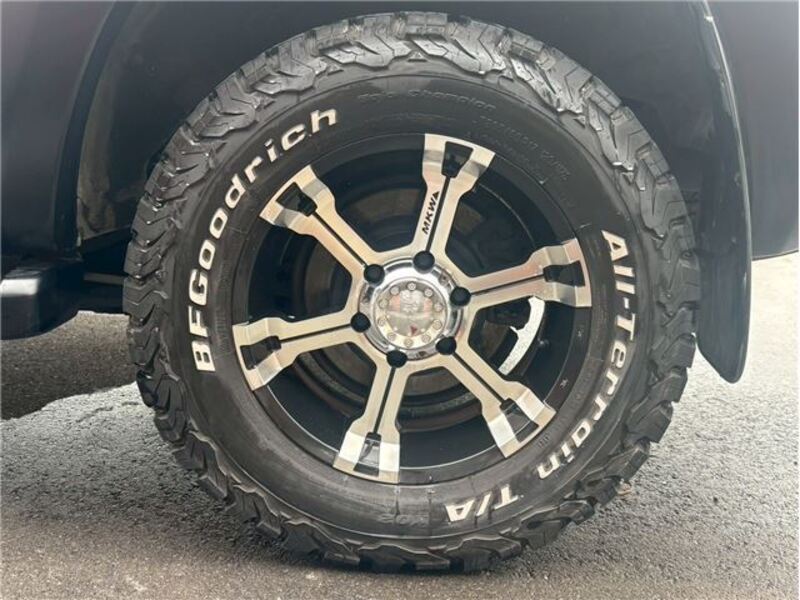 HILUX SURF
