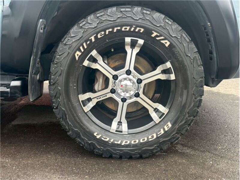HILUX SURF