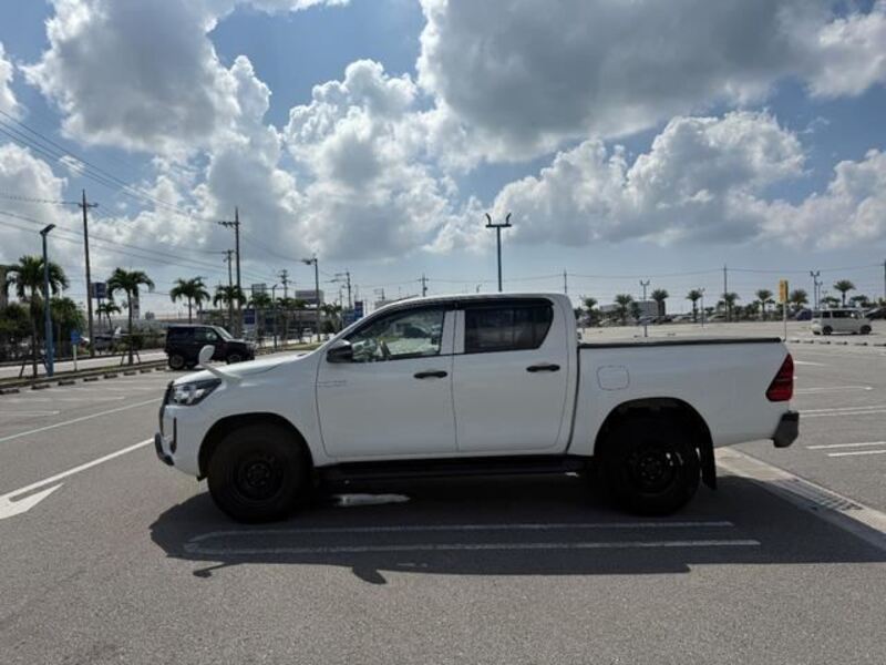 HILUX