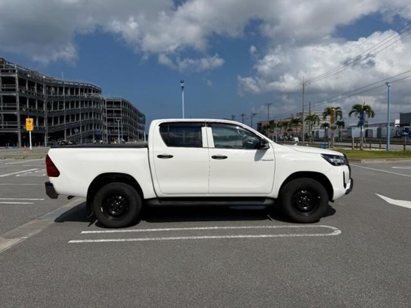 HILUX