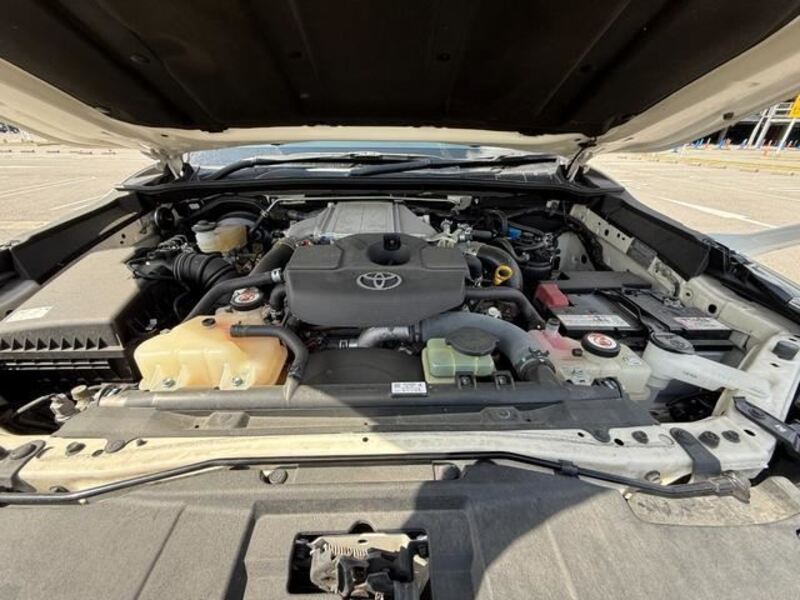 HILUX