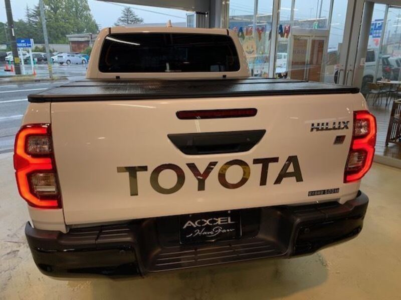 HILUX
