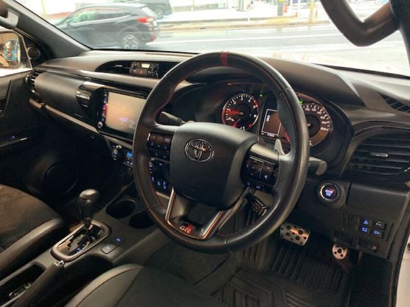 HILUX