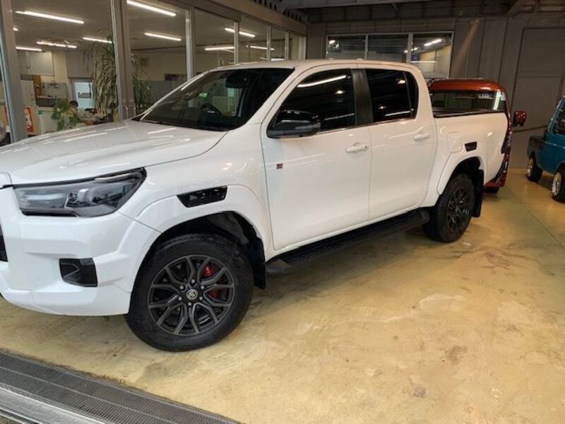 HILUX