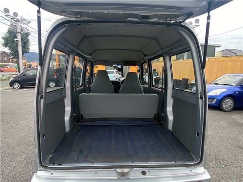 CLIPPER VAN