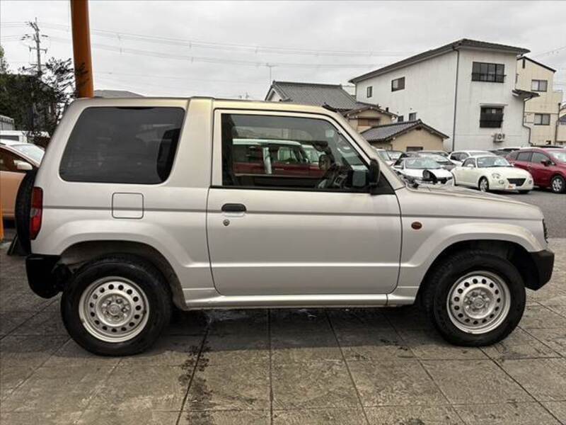 PAJERO MINI