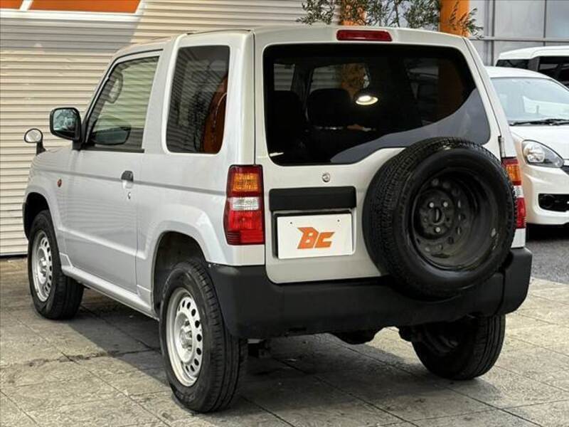 PAJERO MINI