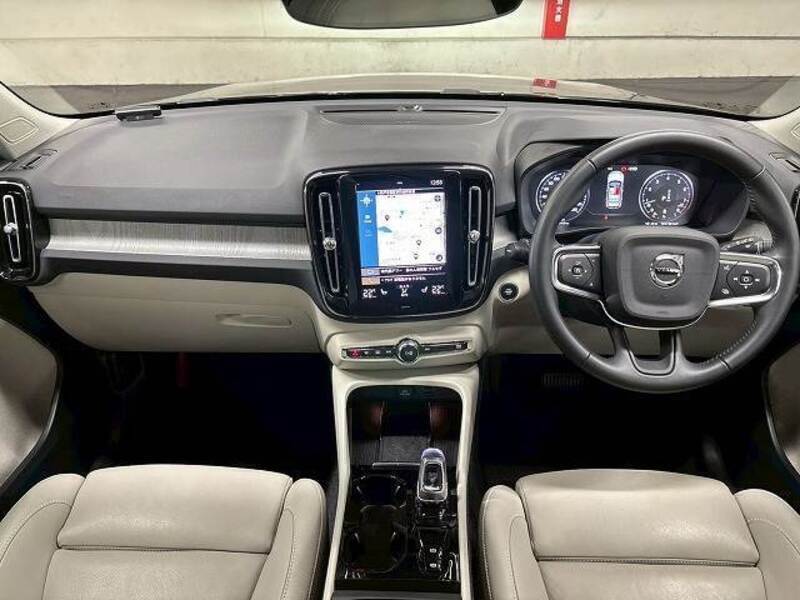 XC40